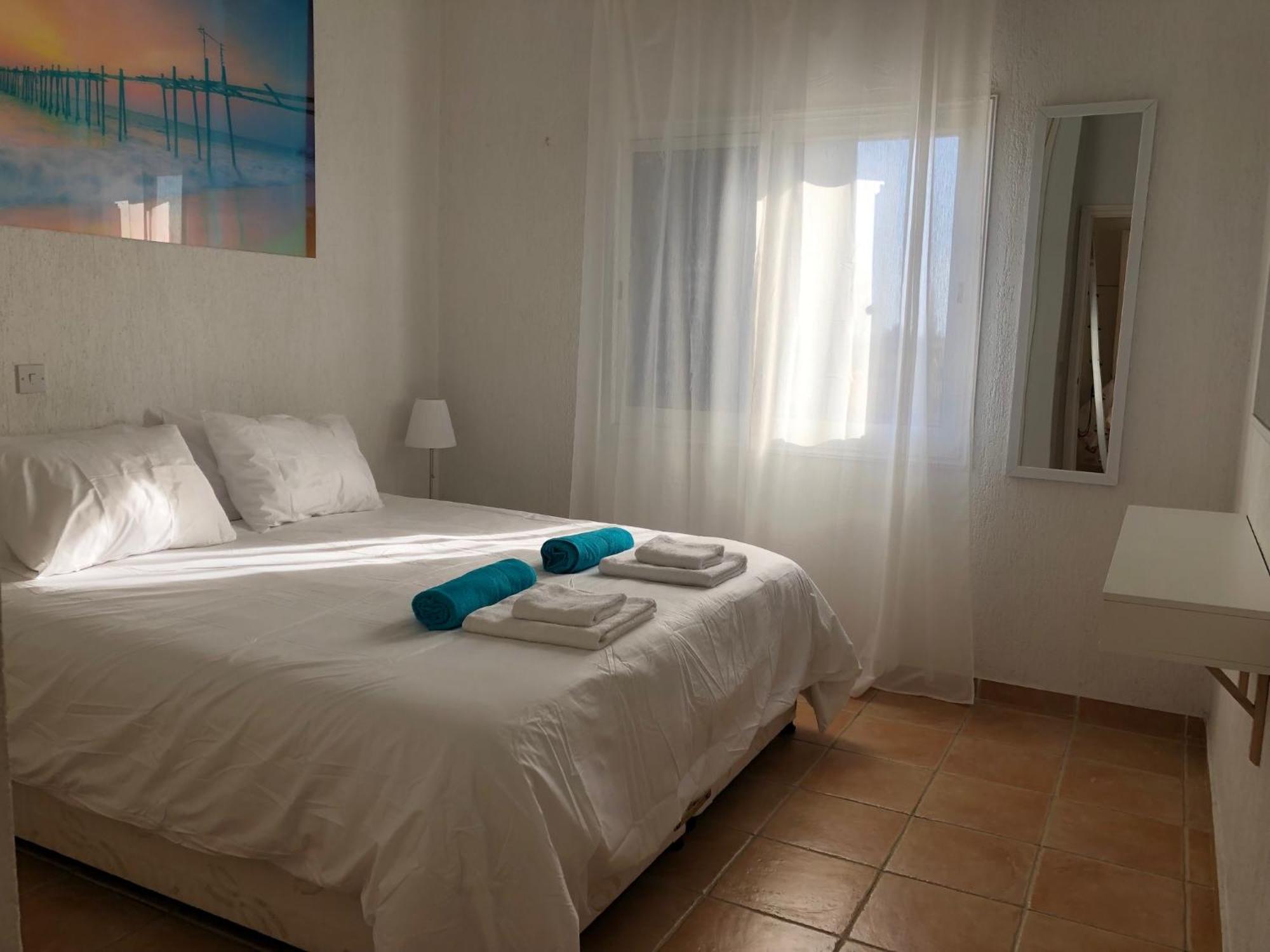 Limnaria Gardens - 1 Bedroom, Sunny Apartment With Stunning Pool Views Paphos Exteriör bild
